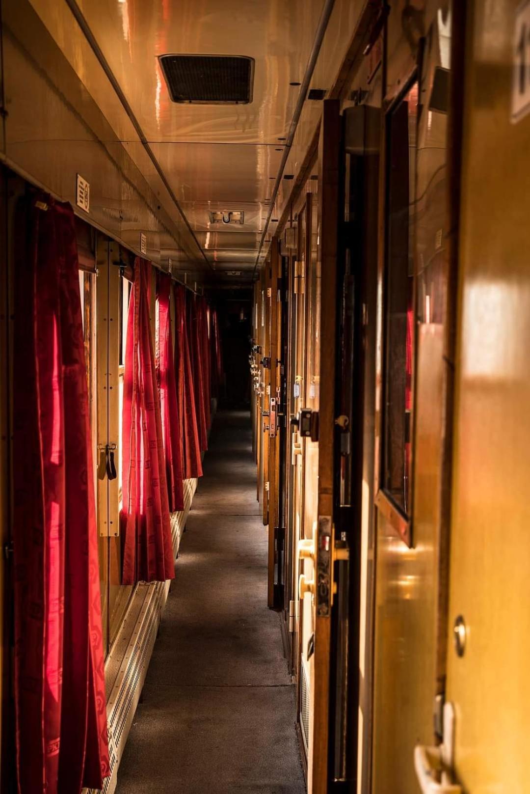 Hotel Wagony Sypialne W Muzeum Kolejnictwa à Jaworzyna Slaska Extérieur photo